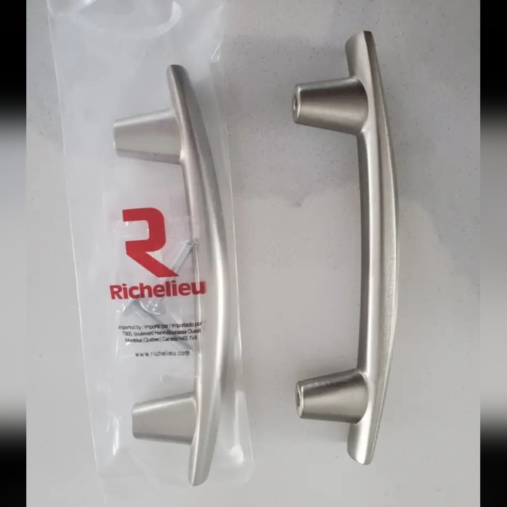 NEW - Set of 6 Richelieu - Brushed Nickel - Pull Handles - BP232396195